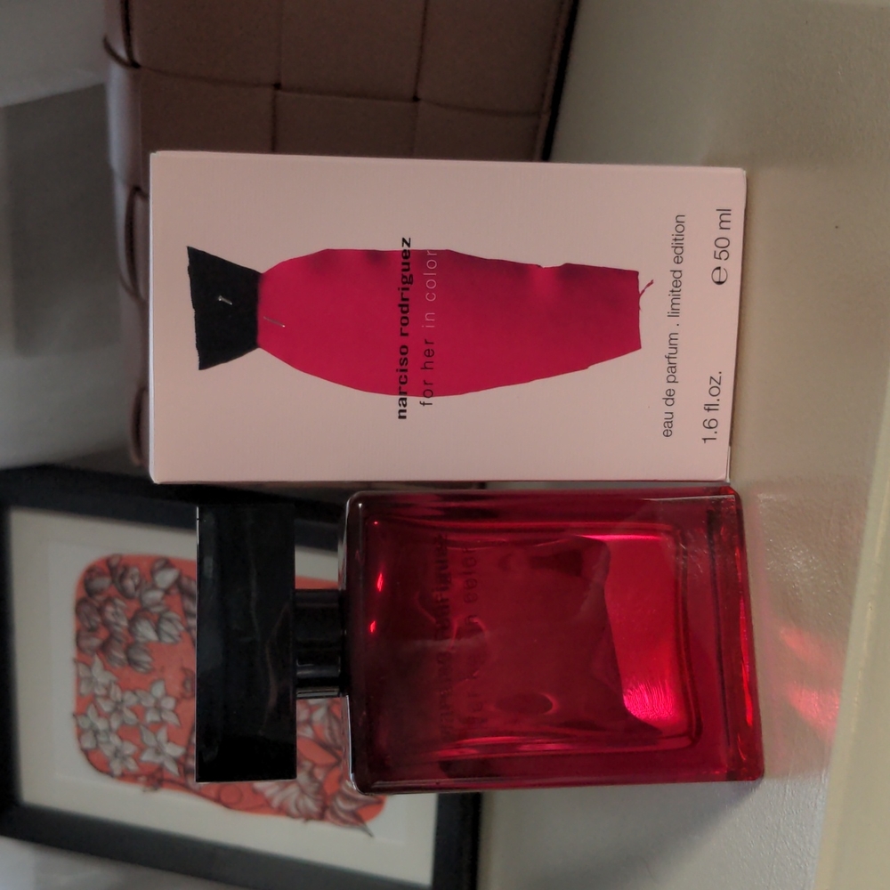 Narciso Rodriguez limited edition for her in colour 50ml